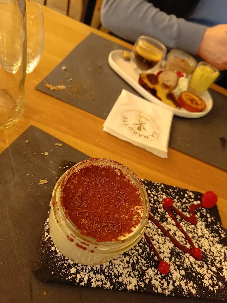 Café Gourmand Et Tiramisu